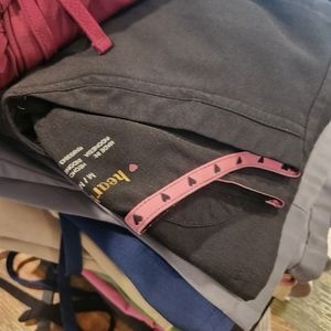 WOMANS MED AND LARGE SCRUBS